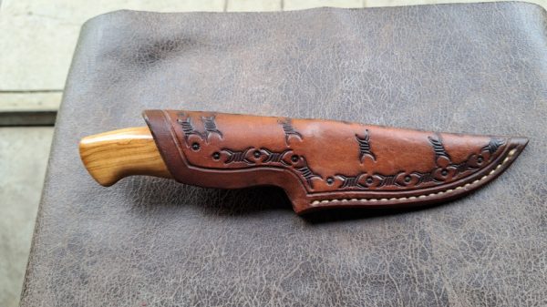 No.10 Narrow Tang Hunting Knife - Image 2